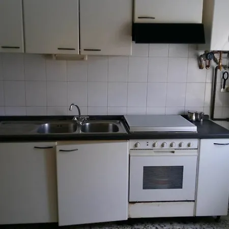 With 3 Bedrooms In - 50 M From The *